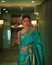 Load image into Gallery viewer, Alia Bhatt Designer Latesh Fashion Green Soft Silk  Saree
